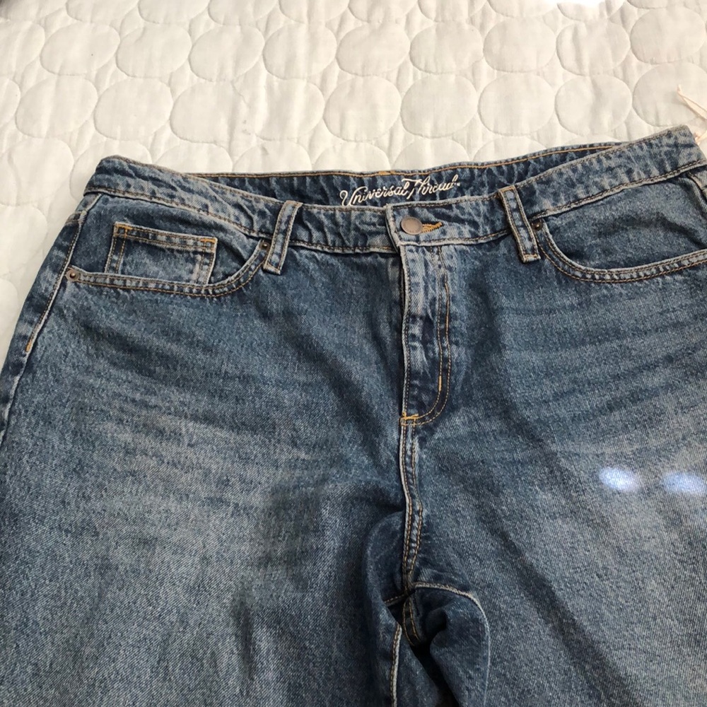 Universal Thread High Rise Straight Jeans